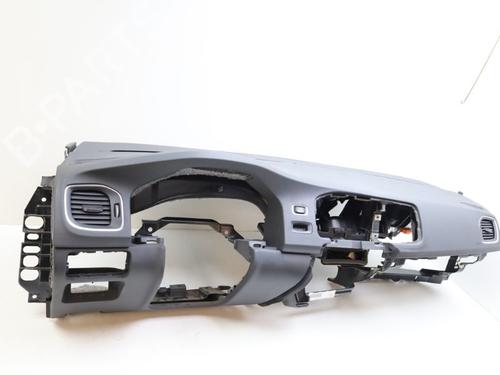 Used Dashboard VOLVO V60 I (155) D3 / D4 (163 hp) 23713345