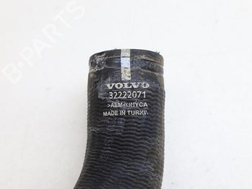 Intercooler pipe VOLVO V60 II (225) T4 | BP33984556M127 - Image 2