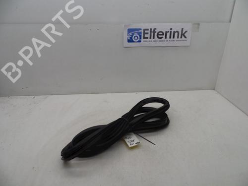 Used Rubber door seal VOLVO V40 Hatchback (525) D2 (114 hp) 18616218