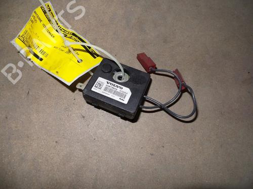 Used Electronic module Electronic module VOLVO S80 II (124) D5 (185 hp) 18608639 18608639