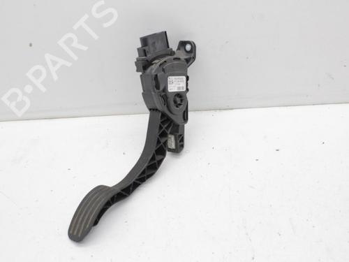 Used Pedal Pedal VOLVO V70 III (135) 2.4 D (163 hp) 18612038 18612038