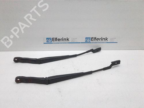 Used Front windshield wiper arm OPEL AMPERA (R12) EV 150 (151 hp) 18629828