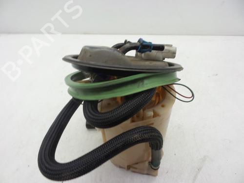 Used Fuel pump OPEL ZAFIRA A MPV (T98) 1.8 16V (F75) (125 hp) 18619767