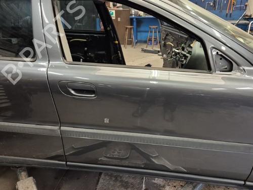 Right front door VOLVO V70 II (285) R 2,5 T AWD | BP24354479C3 