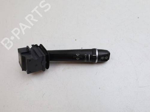 Commodo Essuie Glace / Phare VOLVO V70 II (285) D5 (185 hp) 31332617