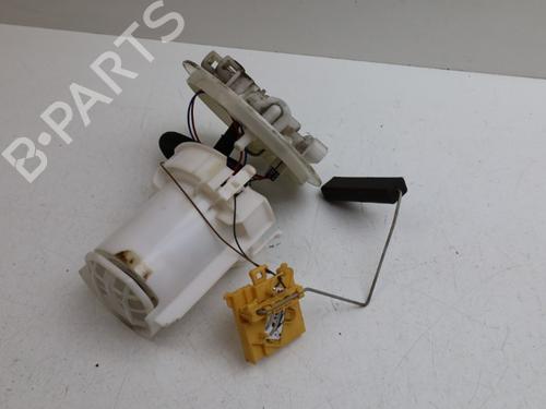 Used Fuel pump Fuel pump SAAB 9-3 (YS3F, E79, D79, D75) 1,8t (150 hp) 33748367 33748367