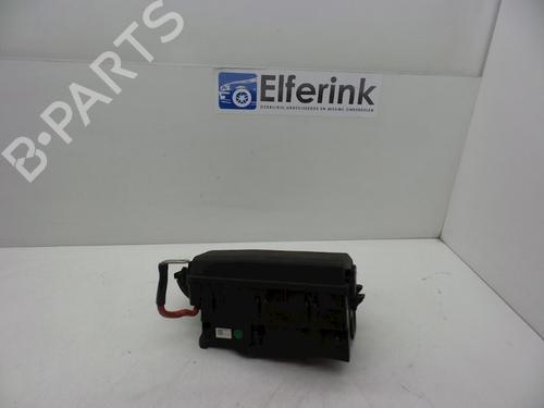Used Fuse box SAAB 9-5 (YS3G) 2.0 TiD (160 hp) 18620452