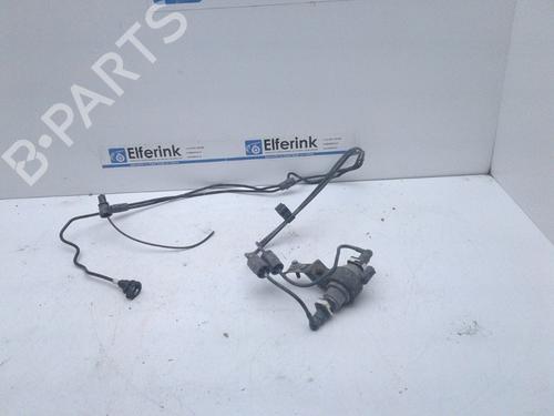 Used Fuel pump VOLVO V90 II Cross Country (236) T5 AWD (250 hp) 18632530