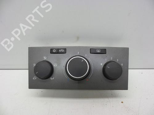 Used Climate control Climate control OPEL ASTRA H Estate (A04) 1.6 (L35) (105 hp) 18625590 18625590