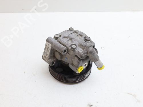 Used Steering pump Steering pump VOLVO V70 III (135) 2.0 D (136 hp) 33421912 33421912