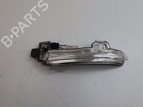 Used Left side indicator VOLVO V70 III (135) T4 (190 hp) 19172414