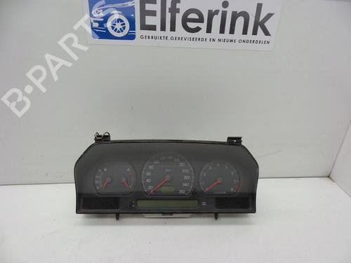 Used Instrument cluster Instrument cluster VOLVO XC70 I Cross Country (295) 2.4 T XC AWD (193 hp) 18622187 18622187