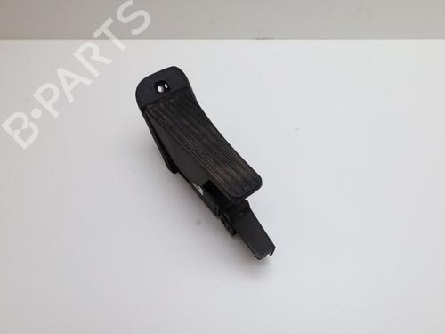 Used Pedal Pedal VOLVO V60 II (225) D3 (150 hp) 18636825 18636825
