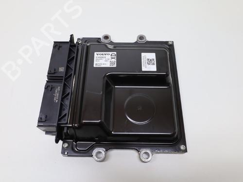 Used Electronic module VOLVO V70 III (135) D4 (181 hp) 33044930