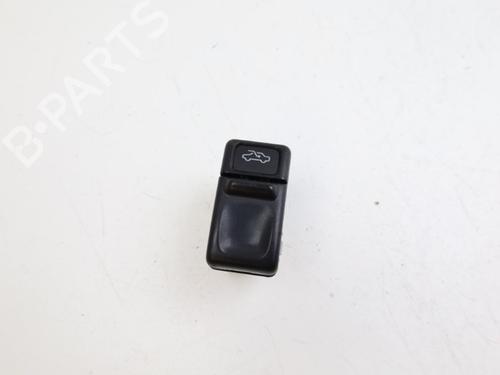 Used Switch Switch VOLVO 850 Estate (855) T5 (226 hp) 18609605 18609605