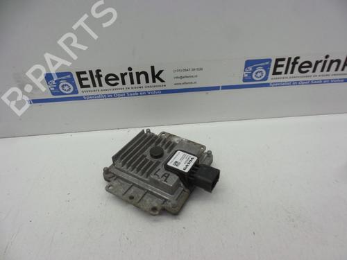 Used Electronic module VOLVO V60 I (155) D6 Hybrid AWD (280 hp) 18628919