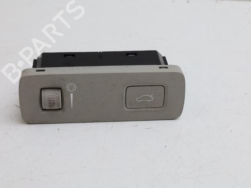 Used Switch VOLVO XC60 II (246) T5 (250 hp) 31622035