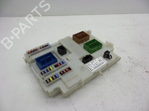 Used Fuse box Fuse box VOLVO S60 II (134) D3 (163 hp) 18623237 18623237