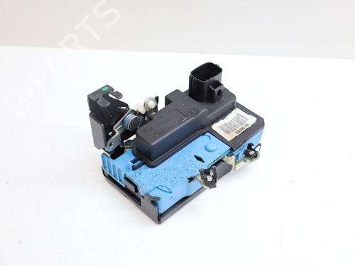 Used Front left lock VOLVO V70 II (285) D5 (185 hp) 25448291