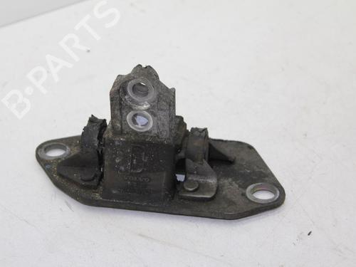 Used Engine mount Engine mount VOLVO S60 I (384) 2.4 (170 hp) 18613375 18613375
