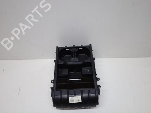 Used Glove box Glove box MERCEDES-BENZ B-CLASS Sports Tourer (W247) B 180 (247.084) (136 hp) 36360045 36360045
