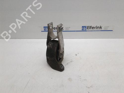 Used Engine mount VOLVO V90 II Cross Country (236) D4 AWD (190 hp) 18632225