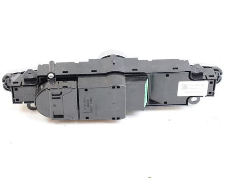 Switch VOLVO XC90 II (256) T8 Hybrid AWD | BP31332754I30 - Image 4