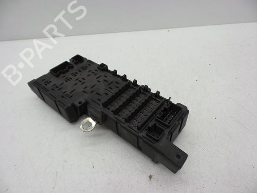 Used Fuse box Fuse box VOLVO S80 I (184) 2.4 T (200 hp) 18623097 18623097