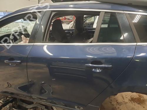Used Left rear door VOLVO V60 I (155) D6 Hybrid AWD (280 hp) 18637769