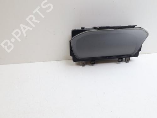 Used Display monitor VOLVO V60 II (225) T6 Plug-in Hybrid AWD (340 hp) 29854793