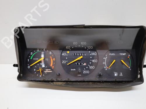 Display Display SAAB 900 I (AC4, AM4) 2.1 -16 (136 hp) 35981921 35981921