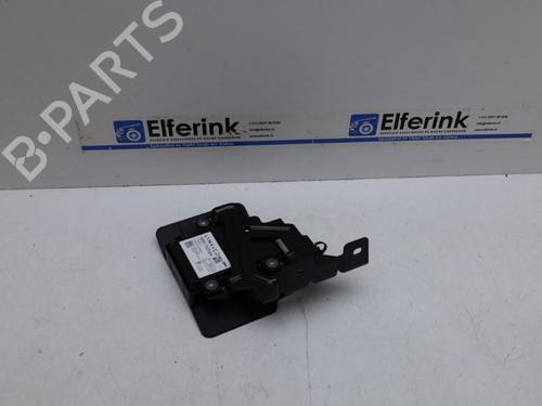 other-lynk-co-01-phev-8891752564-2017-18635405 main image