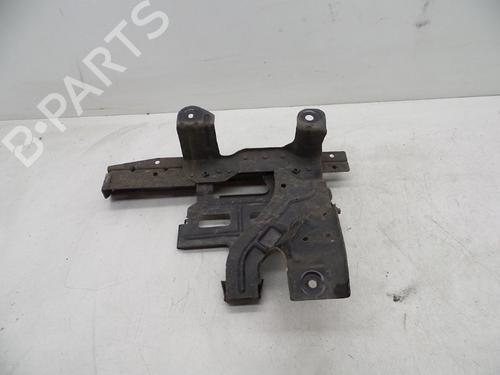 Used Support Support VOLVO V60 I (155) T3 (150 hp) 18614167 18614167