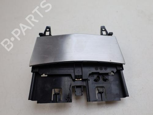 Used Glove box Glove box 37076058 37076058