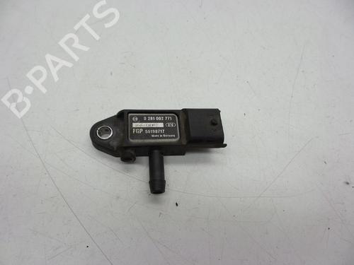 Used Electronic sensor SAAB 9-3 Convertible (YS3F) 1.9 TiD (150 hp) 18622312