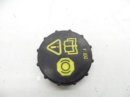 Used Brake fluid reservoir Brake fluid reservoir VOLVO S40 II (544) 1.8 (125 hp) 18617445 18617445