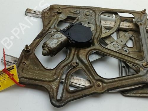 Used Rear right window mechanism Rear right window mechanism SAAB 900 I Combi Coupe 2.0 Turbo-16 (160 hp) 18607010 18607010