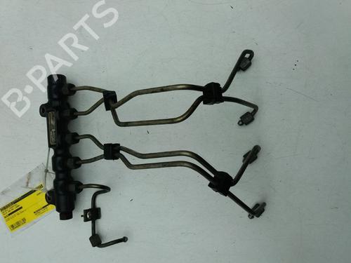 Used Injection rail Injection rail VOLVO S40 II (544) 1.6 D (110 hp) 18611372 18611372