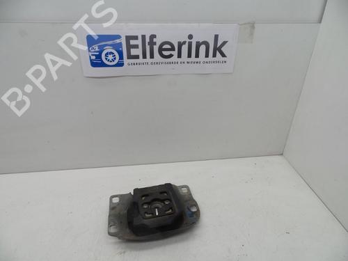 Used Engine mount Engine mount 18615589 18615589