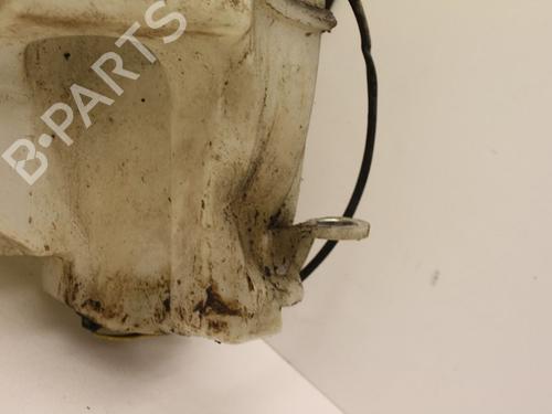 Windscreen washer tank VOLVO XC90 I (275) D5 AWD | BP18611432C113