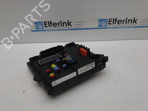 Used Fuse box VOLVO S60 I (384) 2.5 T (210 hp) 18630468