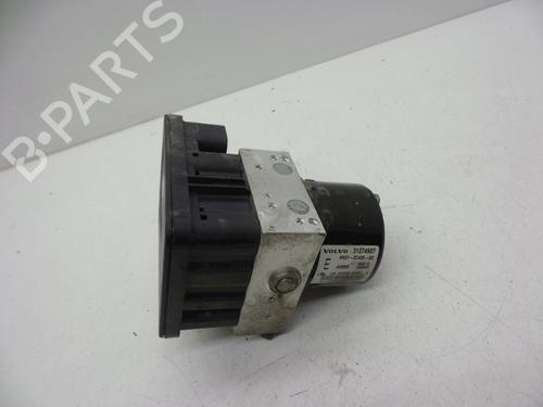 Used ABS pump VOLVO C30 (533) 1.6 D (109 hp) 18622836