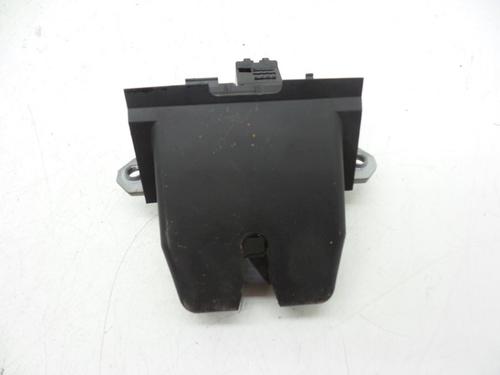 tailgate-lock-volvo-v40-hatchback-525-d2-31335870-2012-2013-2014-2015-2016-2017-2018-2019-18623025 main image