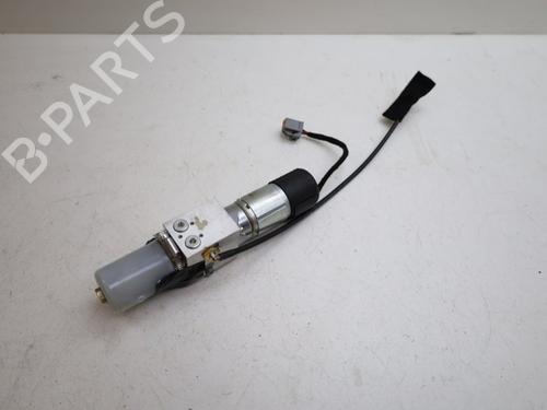 Used Electronic module Electronic module VOLVO V70 III (135) 2.0 T (203 hp) 26164458 26164458