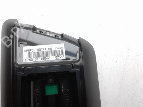 Switch VOLVO V60 I (155) D6 Hybrid AWD | BP18629425I30 