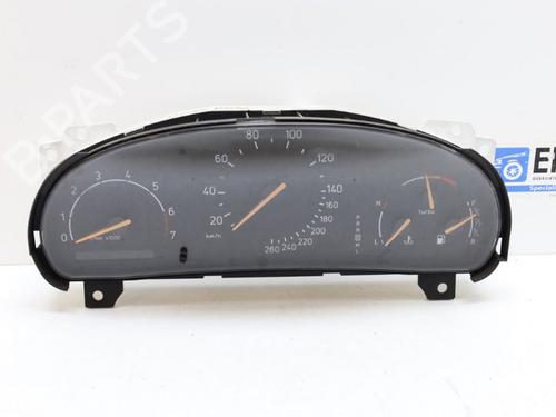 Used Instrument cluster Instrument cluster 18636356 18636356