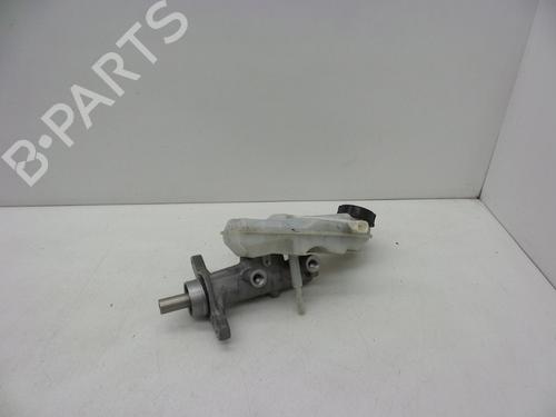 Used Brake master cylinder VOLVO V40 Hatchback (525) D2 (114 hp) 18620998