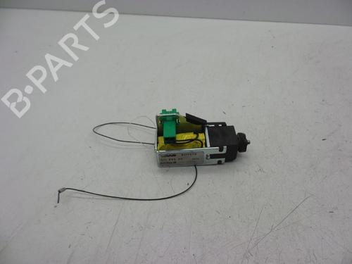 Used Fuel door actuator Fuel door actuator SAAB 9-5 (YS3E) 3.0 V6t (200 hp) 18625455 18625455