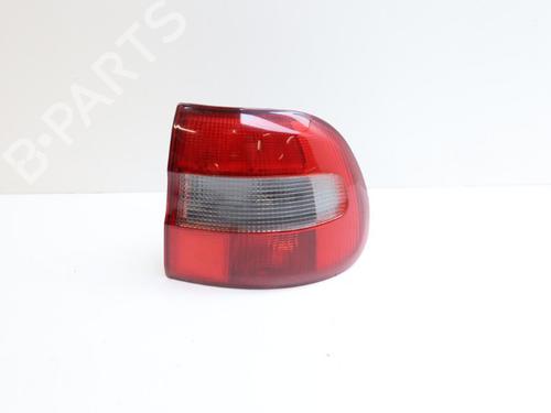 Used Right taillight VOLVO V40 Estate (645) 2.0 T (160 hp) 18608533