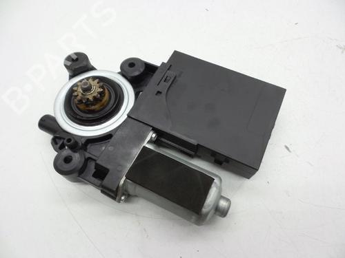 Used Electronic module Electronic module VOLVO C30 (533) 1.6 D (109 hp) 18622823 18622823